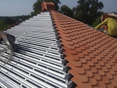 FISH SCALE TILE ROOFING CONSTRUCTION TECHNIQUE